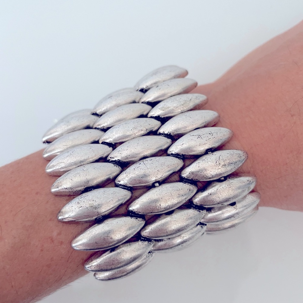 JESSICA SIMPSON Spring Break Metal Silver BRACELET